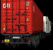 Container sendo levado no caminhão munk